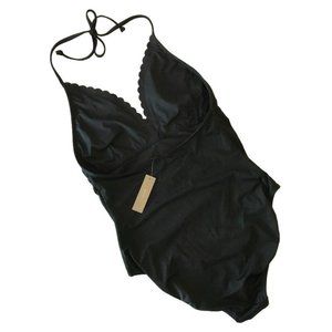 JCrew $118 Scalloped V-Neck One-Piece Swimsuit in Italian Matte 4 Black F0762